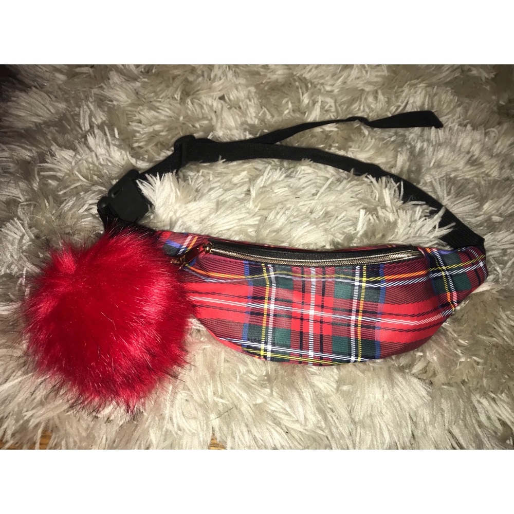 Plaid fanny pack🗣